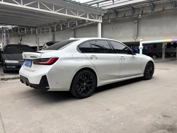 BMW 3 Series 2025 Model 330Li M Sports Night Set – фото 6