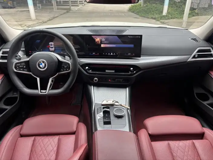 BMW 3 Series 2025 Model 330Li M Sports Night Set – фото 9