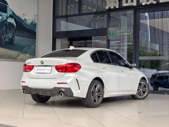 BMW 1 Series 2021 Model Facelift 120i M Sports Edition – фото 5