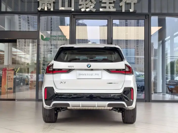 BMW X1 2026 Model sDrive25Li M Sports Set – фото 4