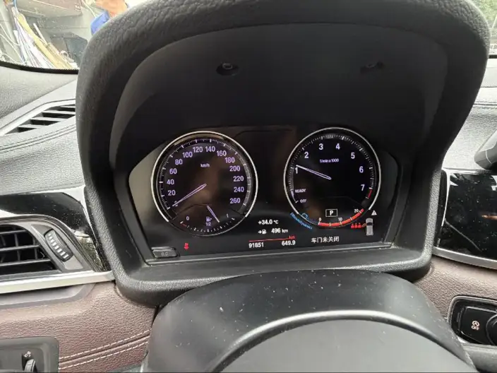 BMW X2 2021 Model sDrive25i Leading Model M Sports Set – фото 6