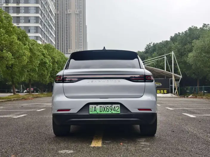 Leapmotor C11 2024 Model EV Edition 515 Smart Edition – фото 5