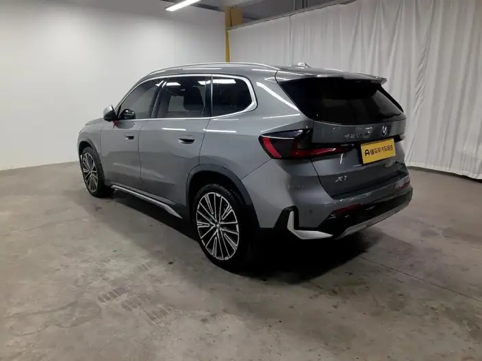 BMW X1 2023 Model xDrive25Li X Design Set – фото 5