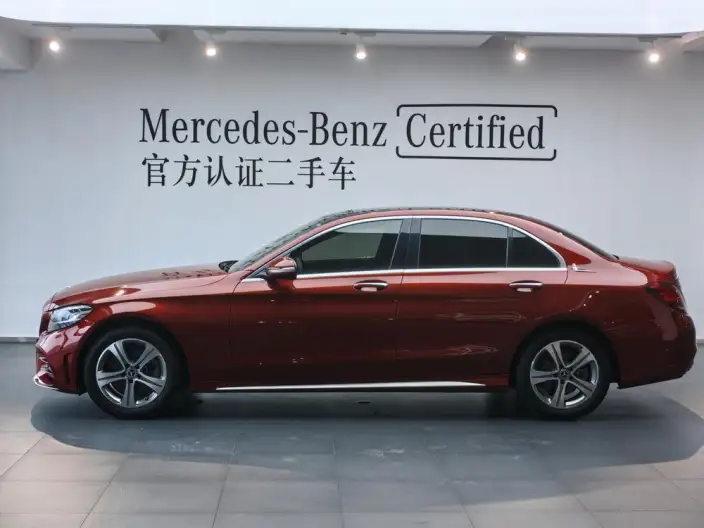 Mercedes-Benz C-Class 2020 Model C 260 L Sports Edition – фото 3