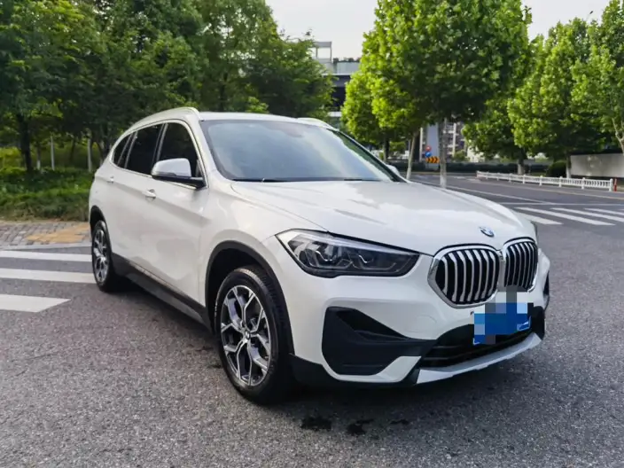 BMW X1 2022 Model sDrive25Li Leading Model – фото 7