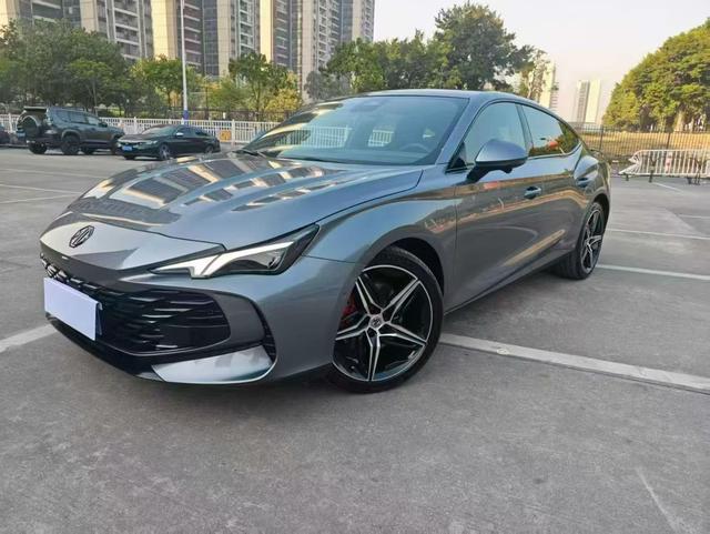 MG7 2025 модификация 2.0T автоматическое Trophy+ Chao Class Smart Driving Edition