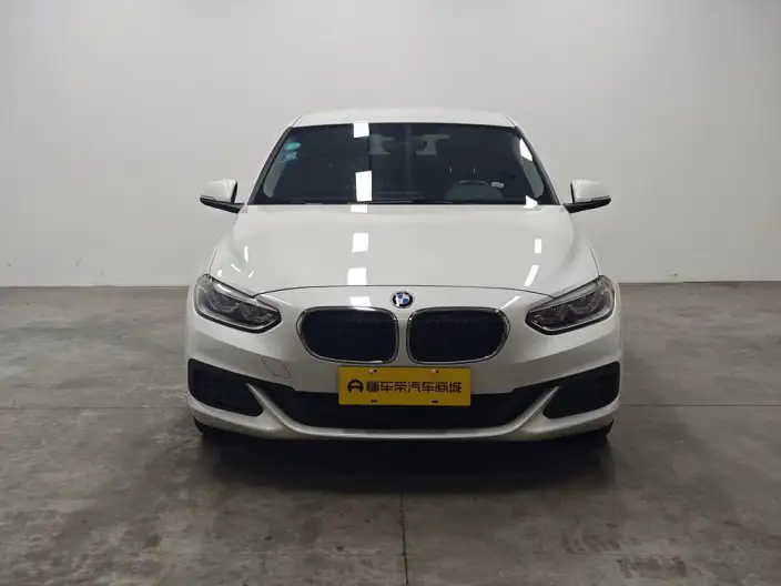 BMW 1 Series 2020 Model 120i Fashion Model – фото 2