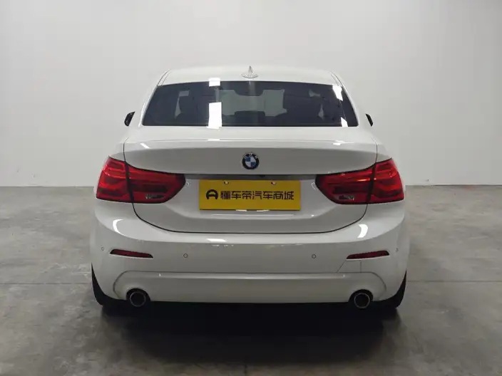 BMW 1 Series 2020 Model 120i Fashion Model – фото 6