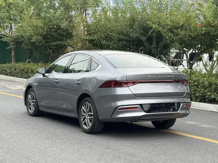 BYD Qin PLUS DM 2021 Model DM-i 55KM Flagship Model – фото 4