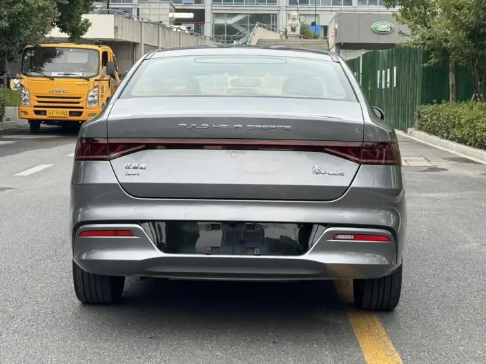 BYD Qin PLUS DM 2021 Model DM-i 55KM Flagship Model – фото 5
