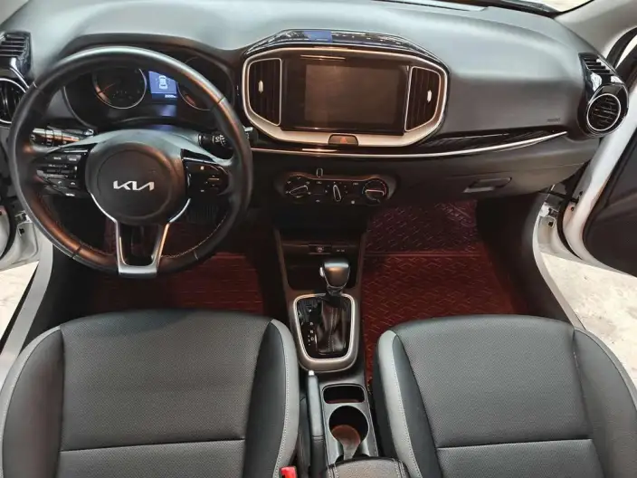 Kia Stonic 2021 Model Facelift 1.4L CVT Fun Xiang Edition – фото 5