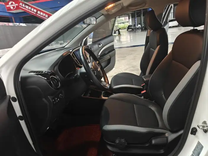 Kia Stonic 2021 Model Facelift 1.4L CVT Fun Xiang Edition – фото 8