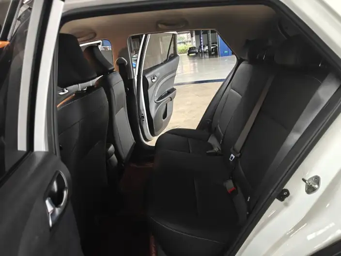 Kia Stonic 2021 Model Facelift 1.4L CVT Fun Xiang Edition – фото 9