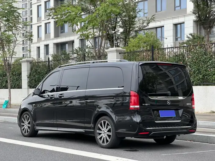 Mercedes-Benz V-Class 2021 Model V 260 L Long wheelbase Deluxe Edition – фото 4