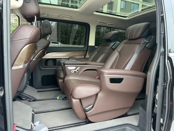 Mercedes-Benz V-Class 2021 Model V 260 L Long wheelbase Deluxe Edition – фото 8