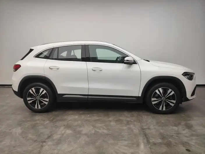 Mercedes-Benz GLA 2022 Model GLA 220 – фото 8