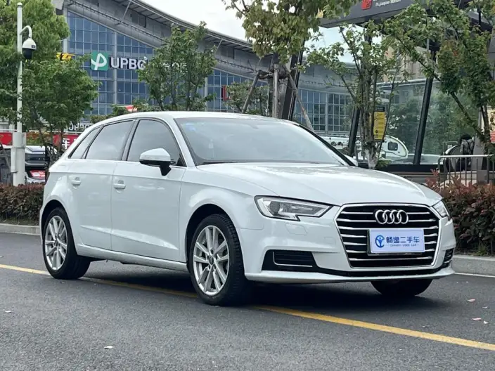 Audi A3 2020 Model Sportback 35 TFSI Enterprising Model China VI – фото 3