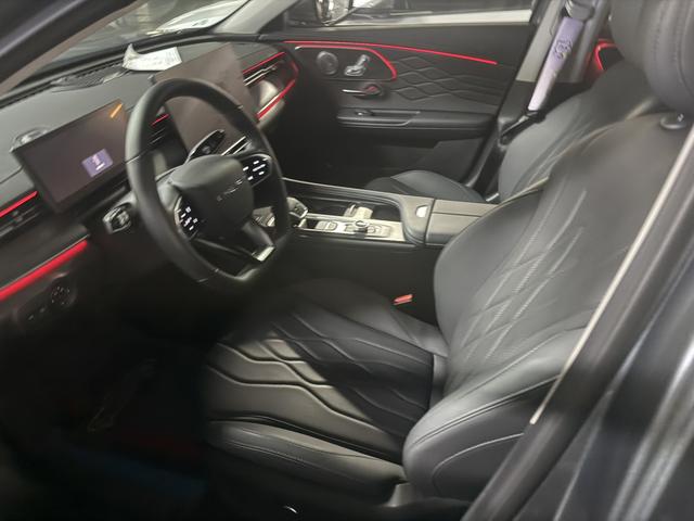 Arrizo 8 PRO 2025 модификация 1.6T DCT Luxury + – фото 4