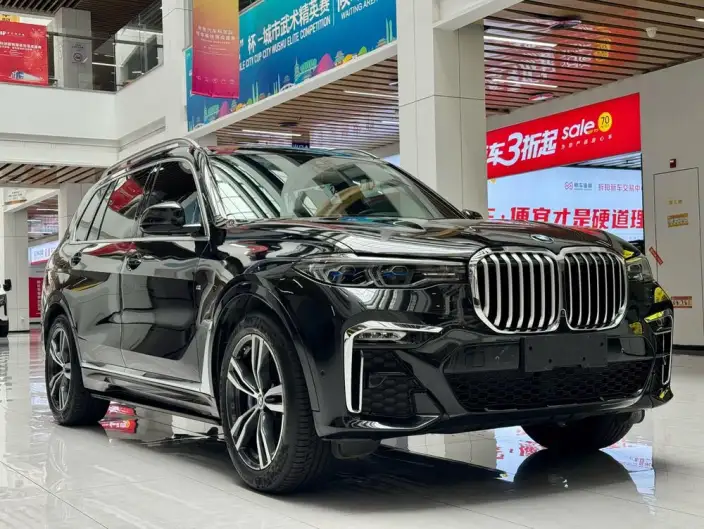 BMW X7 2021 Model Facelift xDrive40i Exclusive Model M Sports Set – фото 3