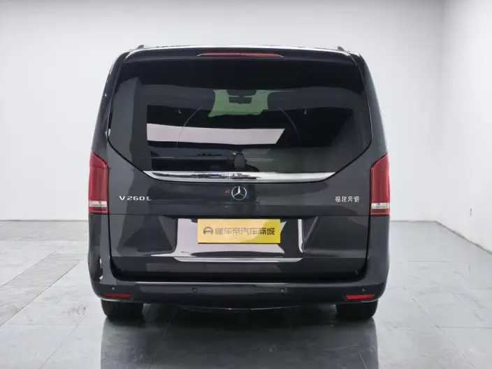Mercedes-Benz V-Class 2021 Model V 260 L Long wheelbase Premium Edition – фото 6