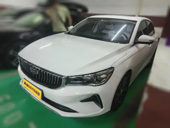 Geely Emgrand 2023 Model No. 4 Gen Champion Edition 1.5L CVT Flagship Model – фото 1