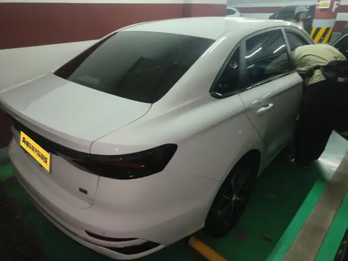 Geely Emgrand 2023 Model No. 4 Gen Champion Edition 1.5L CVT Flagship Model – фото 2