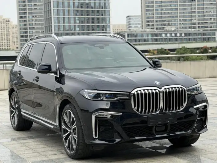 BMW X7 2020 Model xDrive40i Executive Model M Sports Set – фото 3