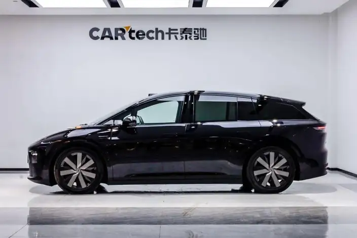 Li Auto i6 2025 Model 4WD Standard Edition – фото 3