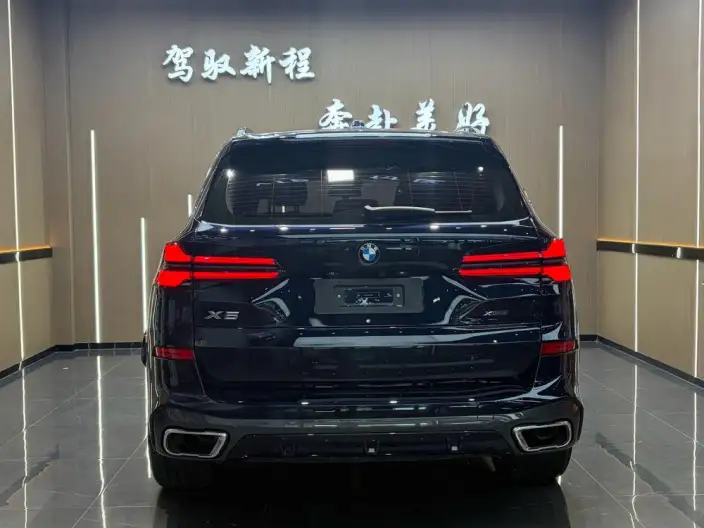 BMW X5 2023 Model xDrive30Li Exclusive Model M Sports Night Set – фото 5