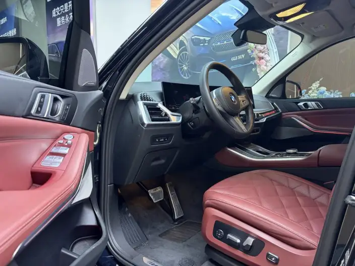BMW X5 2023 Model xDrive30Li Exclusive Model M Sports Night Set – фото 8