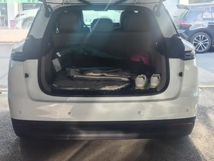 Li Auto i6 2025 Model 2WD Standard Edition – фото 4