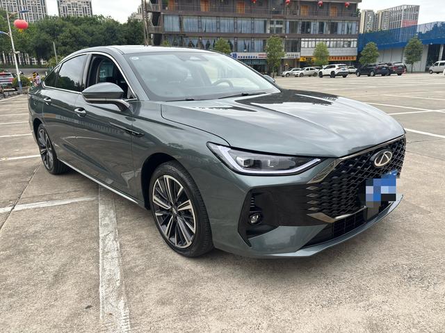 Arrizo 8 PRO 2025 модификация 1.6T DCT Luxury + – фото 3