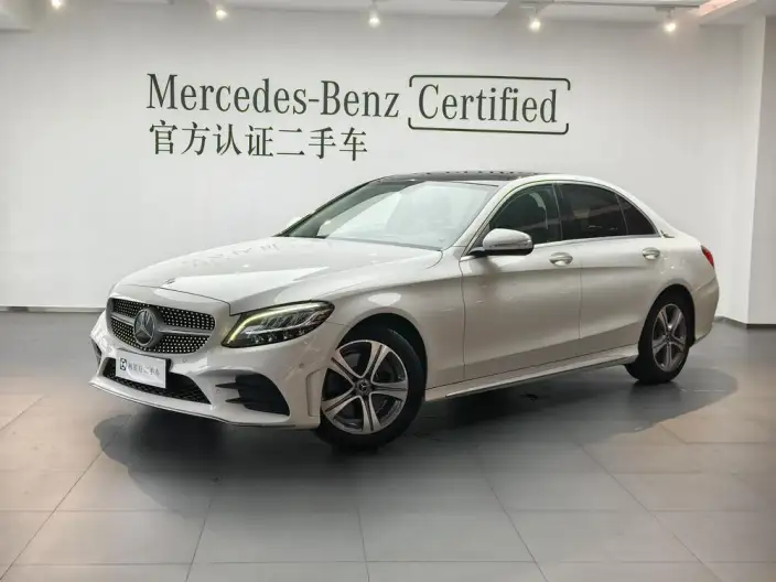 Mercedes-Benz C-Class 2020 Model C 260 L Sports Edition – фото 1