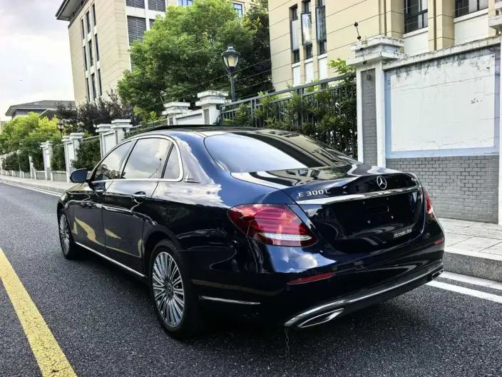 Mercedes-Benz E-Class 2020 Model Facelift E 300 L Fashion Model – фото 4