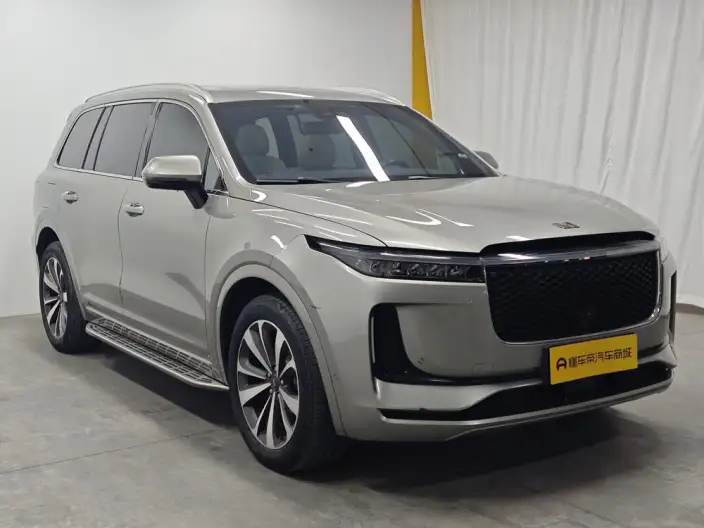 Li Auto ONE 2020 Model Extended Range 6 seat Edition – фото 3