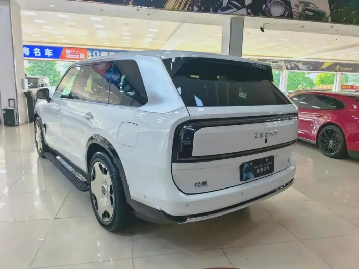 ZEEKR 9X 2025 Model Hyper Edition 70kWh VI seat – фото 4