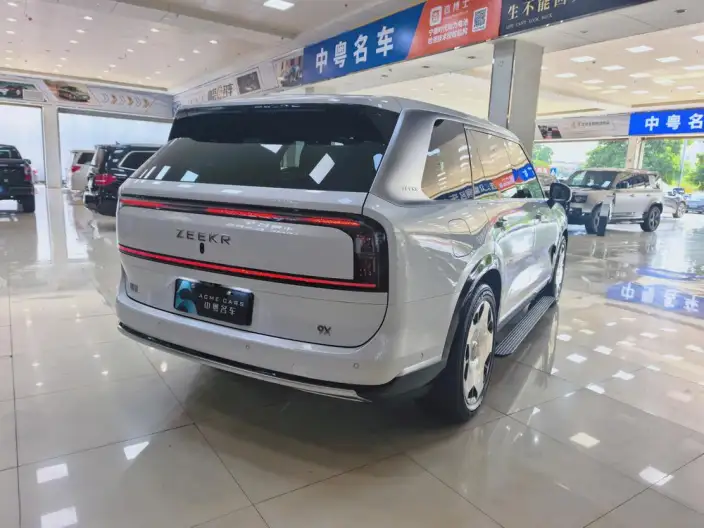 ZEEKR 9X 2025 Model Hyper Edition 70kWh VI seat – фото 5