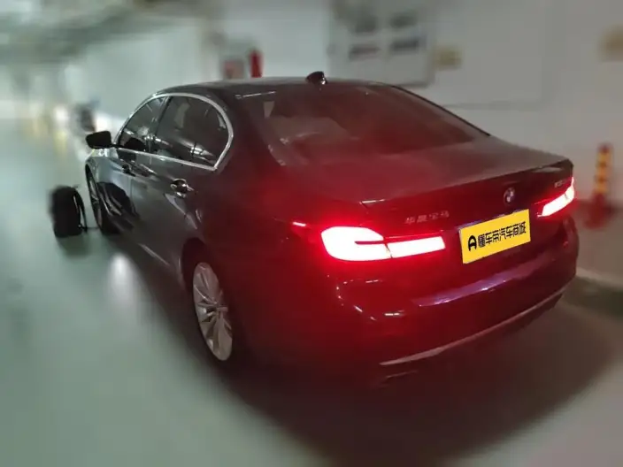 BMW 5 Series 2023 Model 530Li Exclusive Model Luxury Set – фото 4