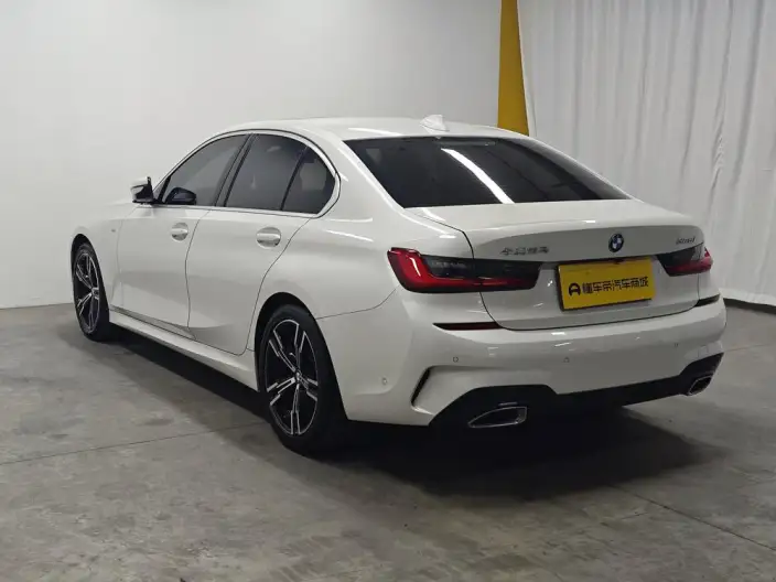 BMW 3 Series 2021 Model 325i M Sports Set – фото 5