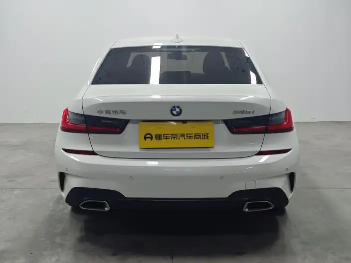 BMW 3 Series 2021 Model 325i M Sports Set – фото 6
