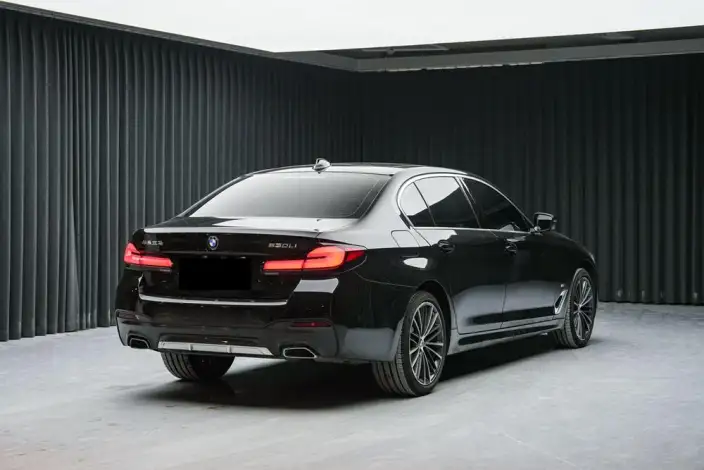 BMW 5 Series 2023 Model Facelift 530Li Leading Model M Sports Set – фото 7