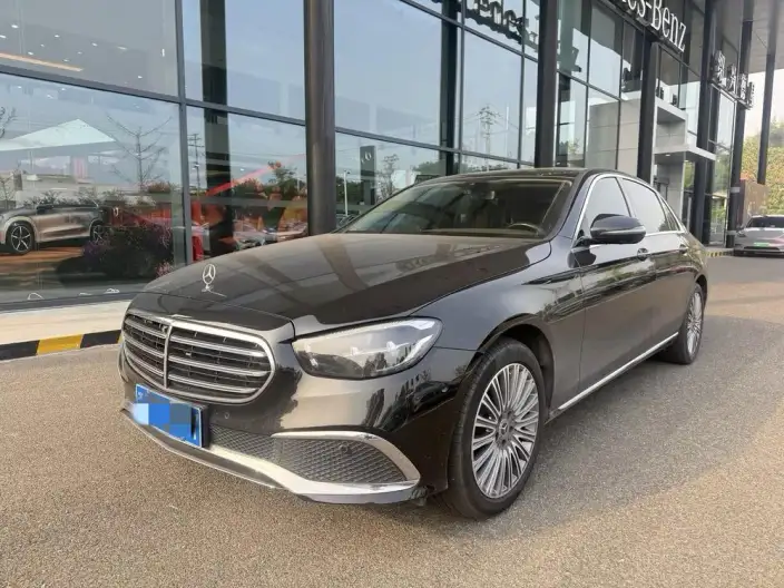 Mercedes-Benz E-Class 2021 Model E 300 L Fashion Model sedan – фото 1