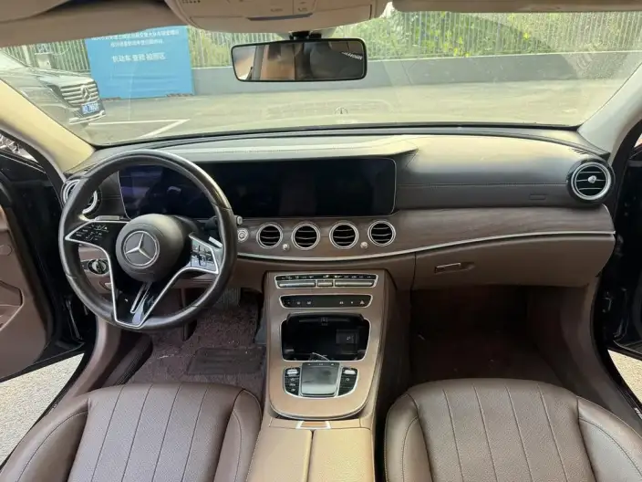 Mercedes-Benz E-Class 2021 Model E 300 L Fashion Model sedan – фото 6