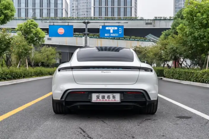 Taycan 2022 Model Facelift Taycan – фото 6
