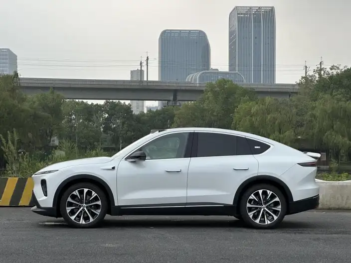 NIO EC7 2023 Model 75kWh – фото 4