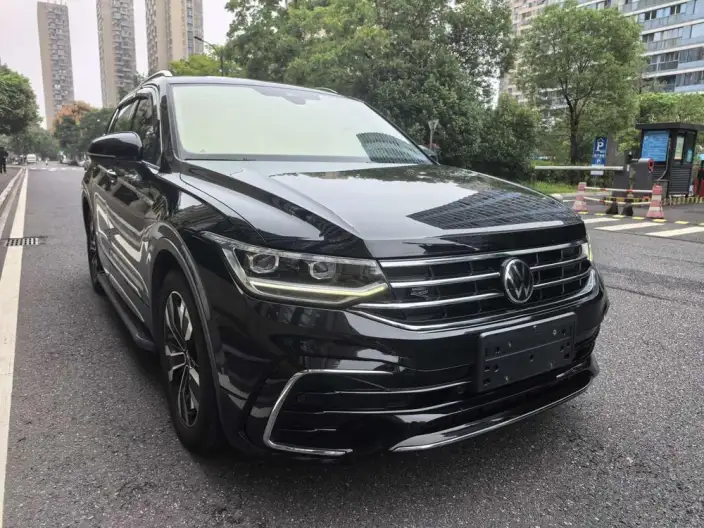 Volkswagen Tiguan L 2023 Model 330TSI 2WD R-Line Enjoy the version more – фото 3