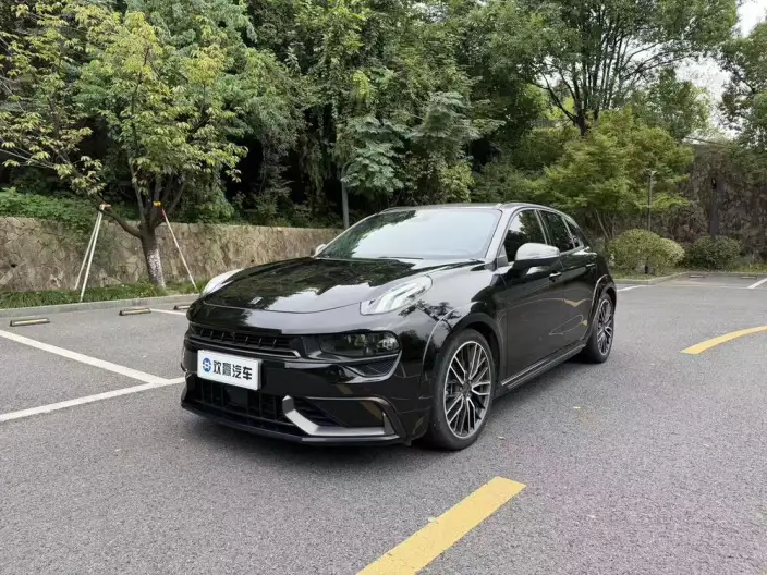 Lynk & Co 02 Hatchback 2021 Model 2.0TD Hatchback Halo – фото 1