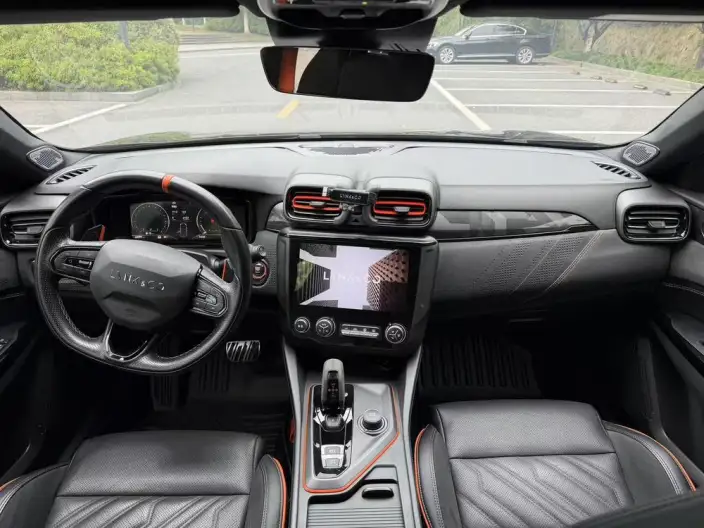 Lynk & Co 02 Hatchback 2021 Model 2.0TD Hatchback Halo – фото 8