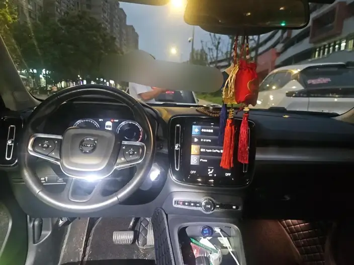 Volvo XC40 2021 Model T4 4WD Zhixing Fashion Edition – фото 5