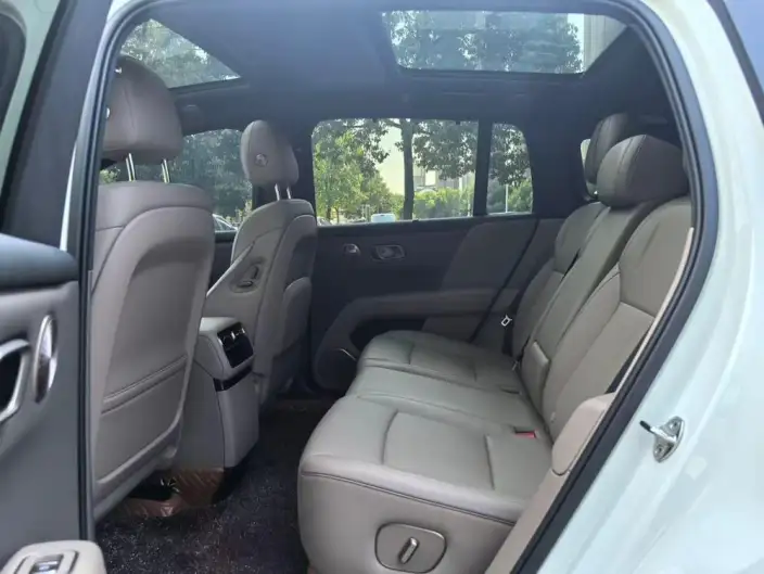 Li Auto i6 2025 Model 2WD Standard Edition – фото 8